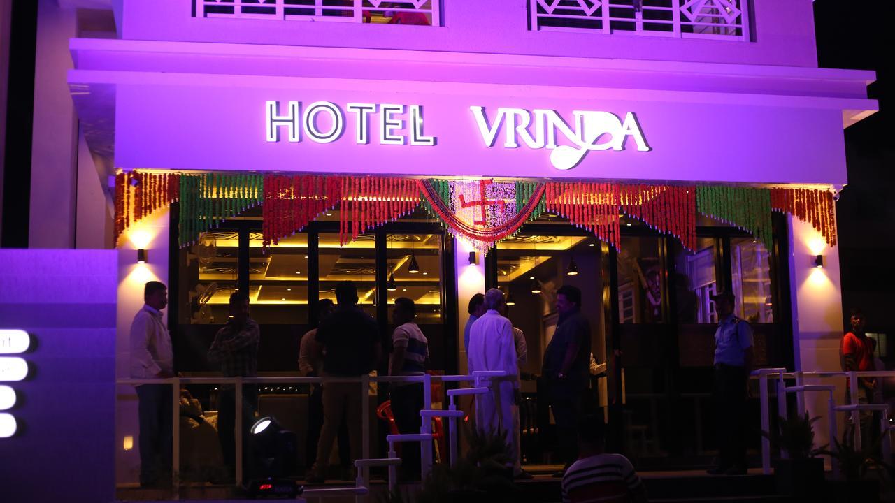 Hotel Vrinda Lātūr Εξωτερικό φωτογραφία